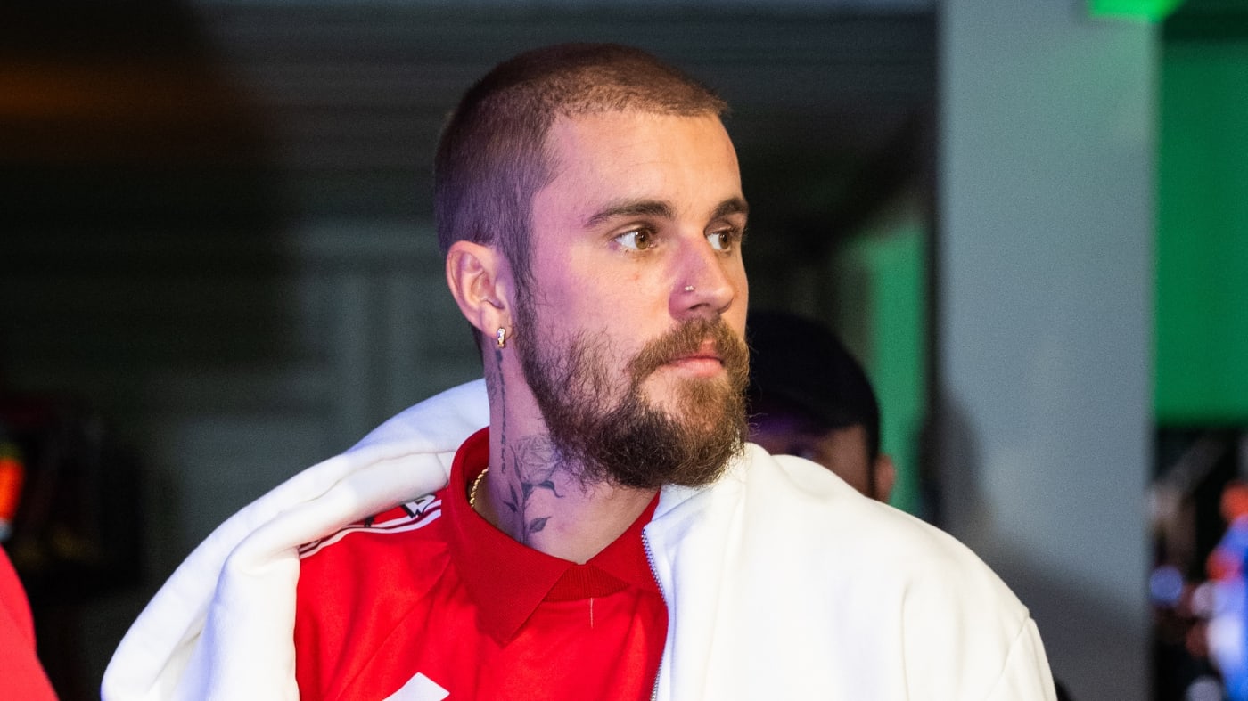 Justin Bieber Declares He's 'Not a Product' In Emotional Holiday Post