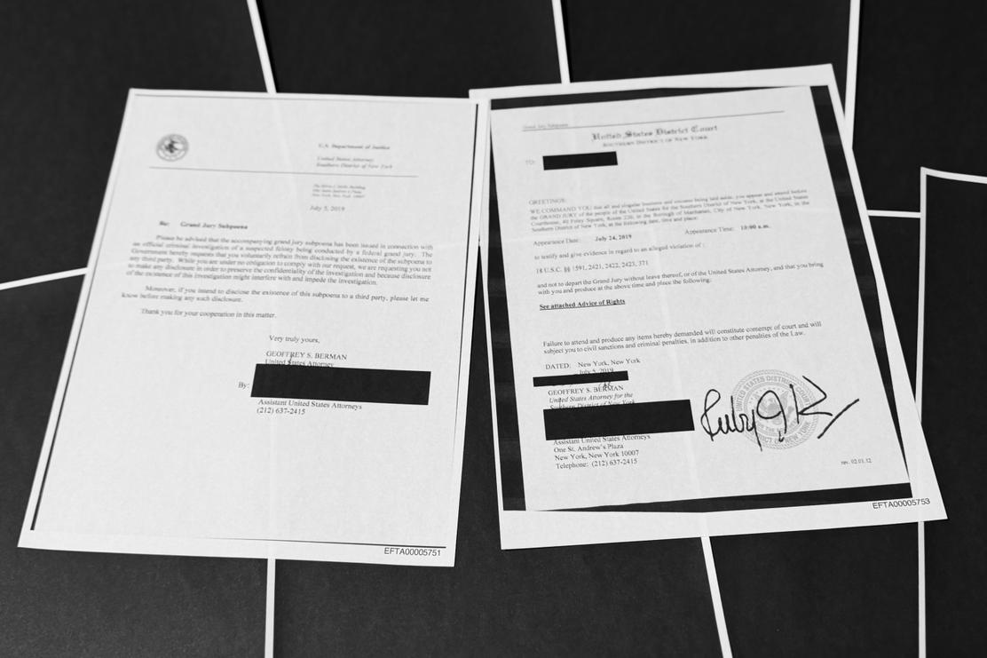 Affaire Epstein : la publication partielle de documents par l’administration Trump suscite frustration et critiques