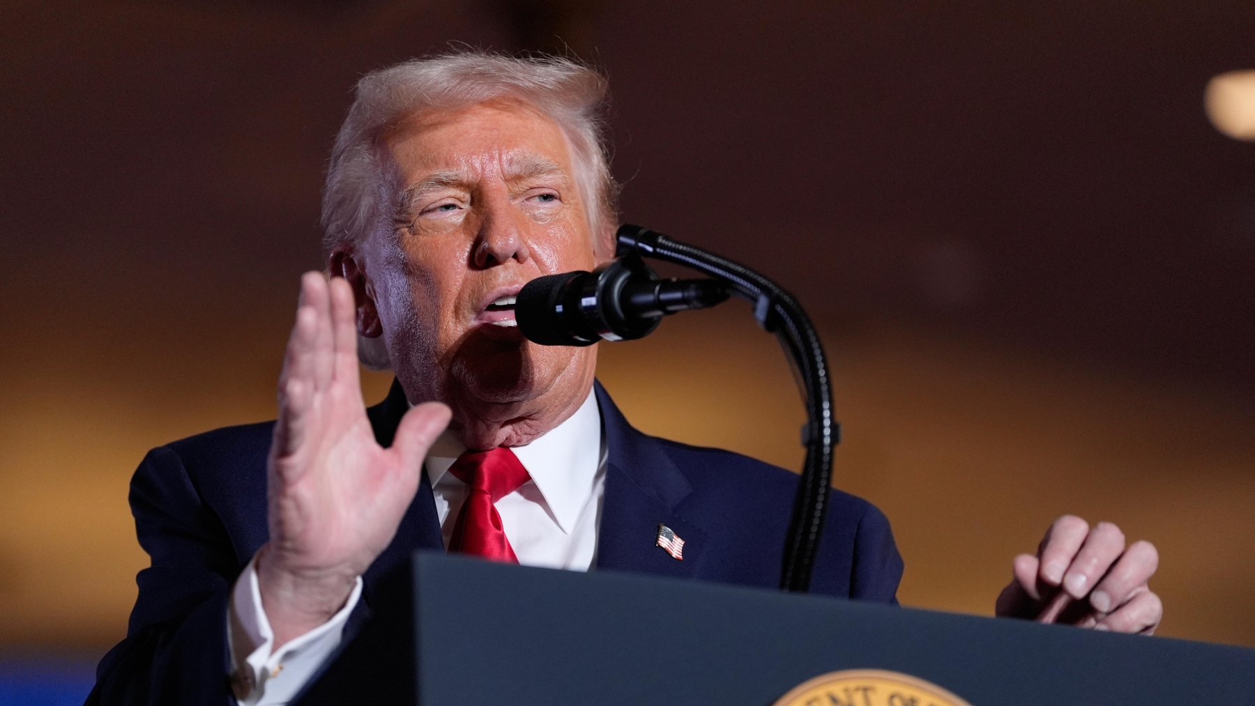 Trump assure aux Américains mécontents que les prix baissent « énormément »