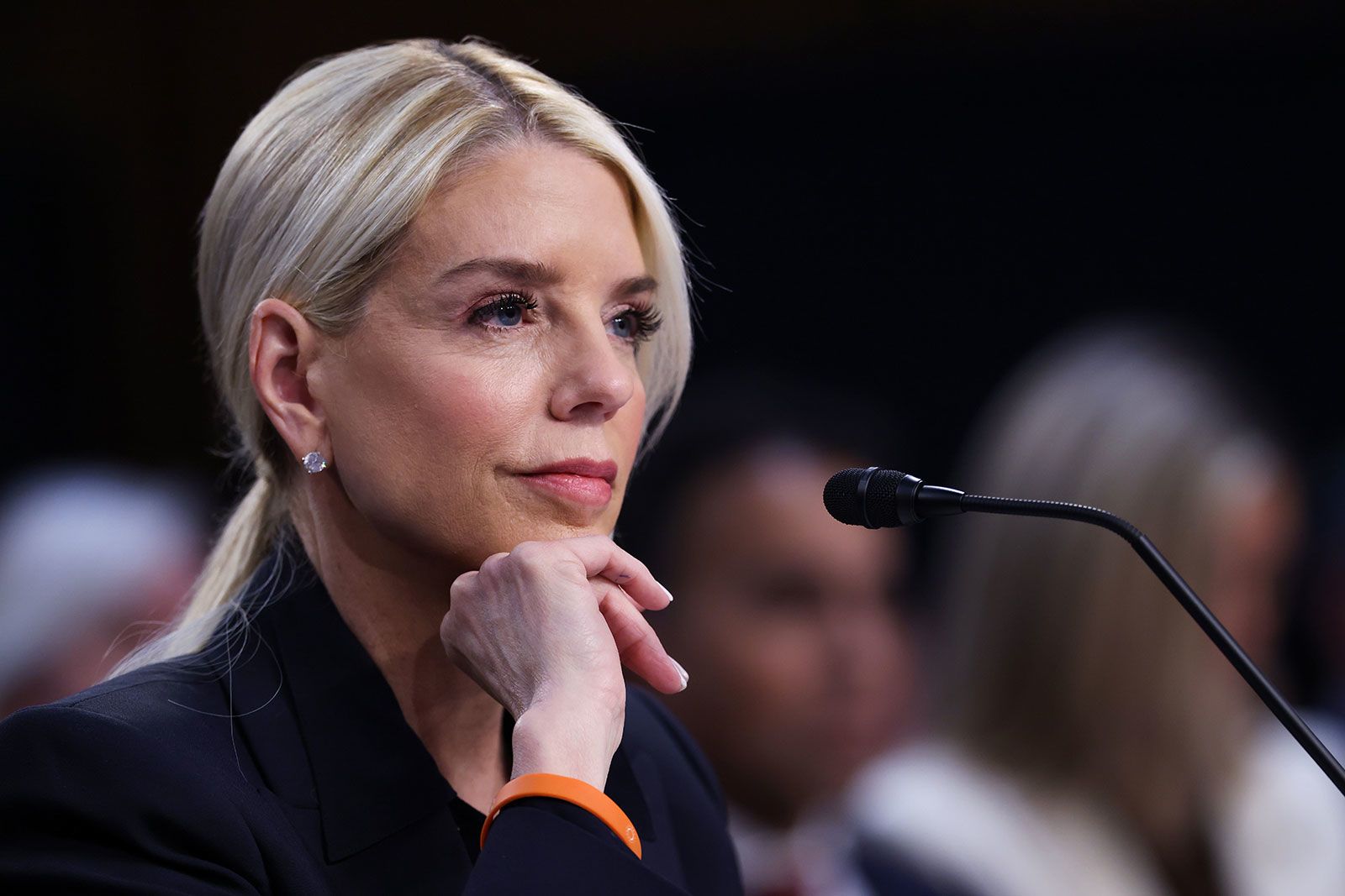 Senators demand AG Pam Bondi recuse herself from Warner Bros. antitrust review