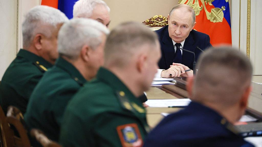 Russia-Ukraine peace talks thrown into further doubt as Moscow makes new accusations