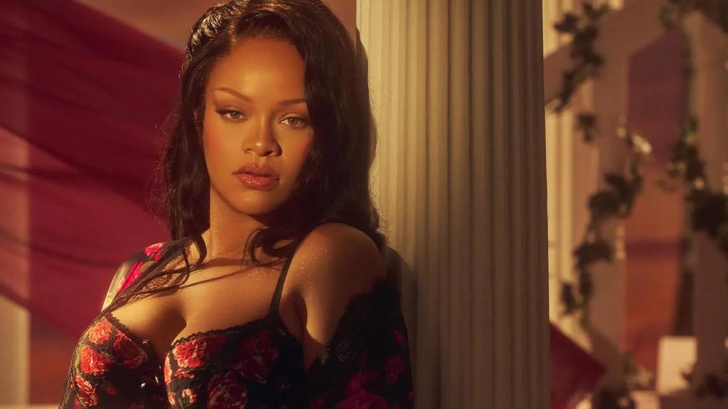 Rihanna gets steamy in spicy red lingerie
