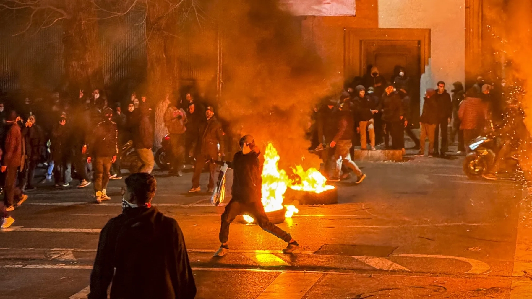 Iran Averts US Strikes for Now With Vow to Avoid Executions