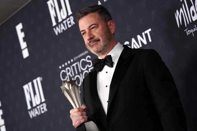 Jimmy Kimmel thanks 'Donald Jennifer Trump' for his Critics Choice win