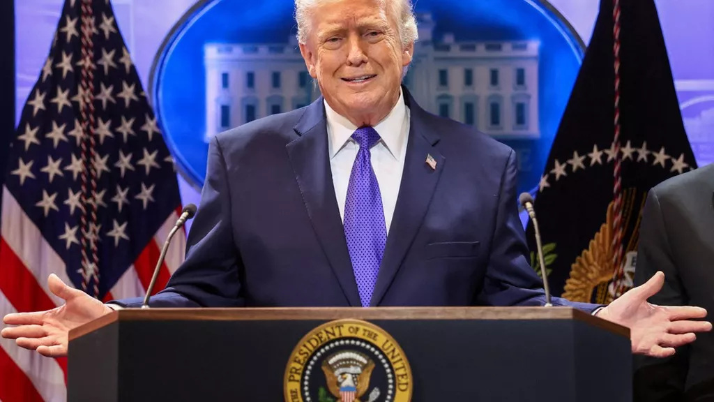 « Je peux détruire un pays, mais pas le taxer » : les paroles courroucées de Trump après l'annulation de ses droits de douane réciproques