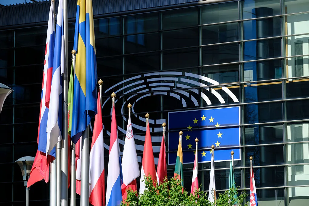 EU May Freeze US Trade Deal Approval on Trump Tariff ‘Chaos’