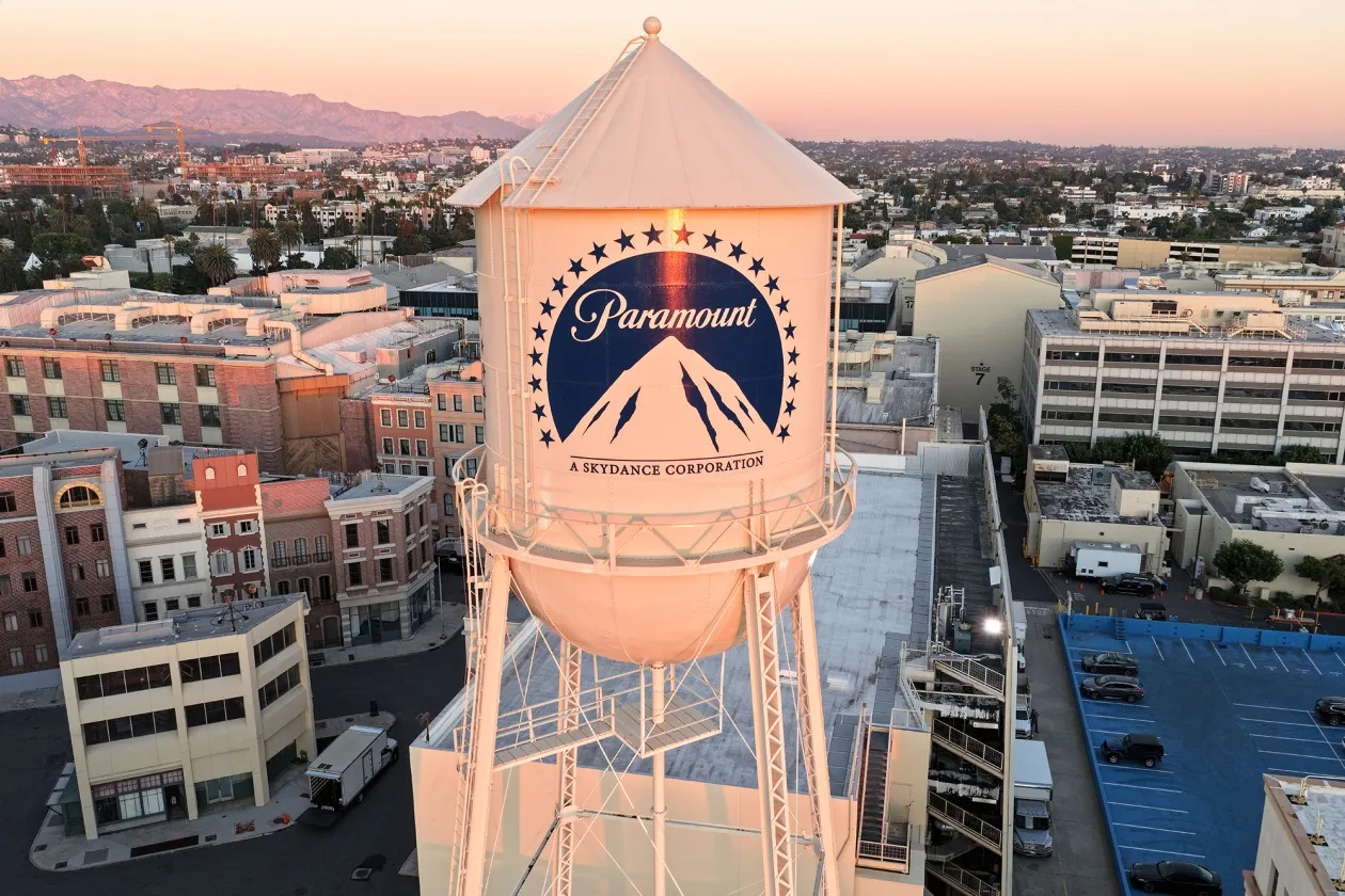 Paramount Submits Higher Offer for Warner Bros.