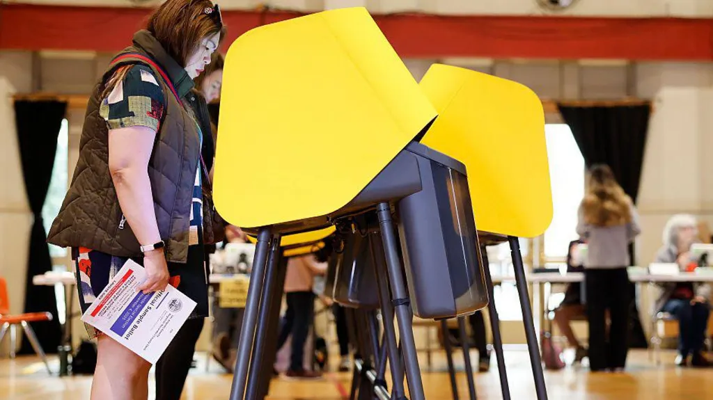 Supreme Court allows California to use new voting map boosting Democrats