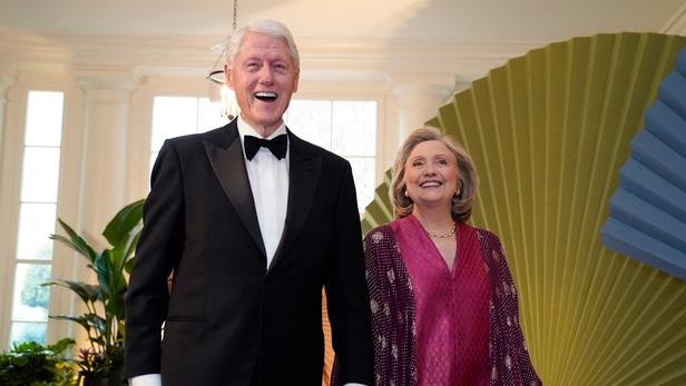 Affaire Epstein : les républicains ont «beaucoup de questions» à poser aux Clinton avant leur déposition