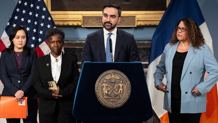 Celebrities rip Mayor Mamdani as New York City struggles with snow cleanup