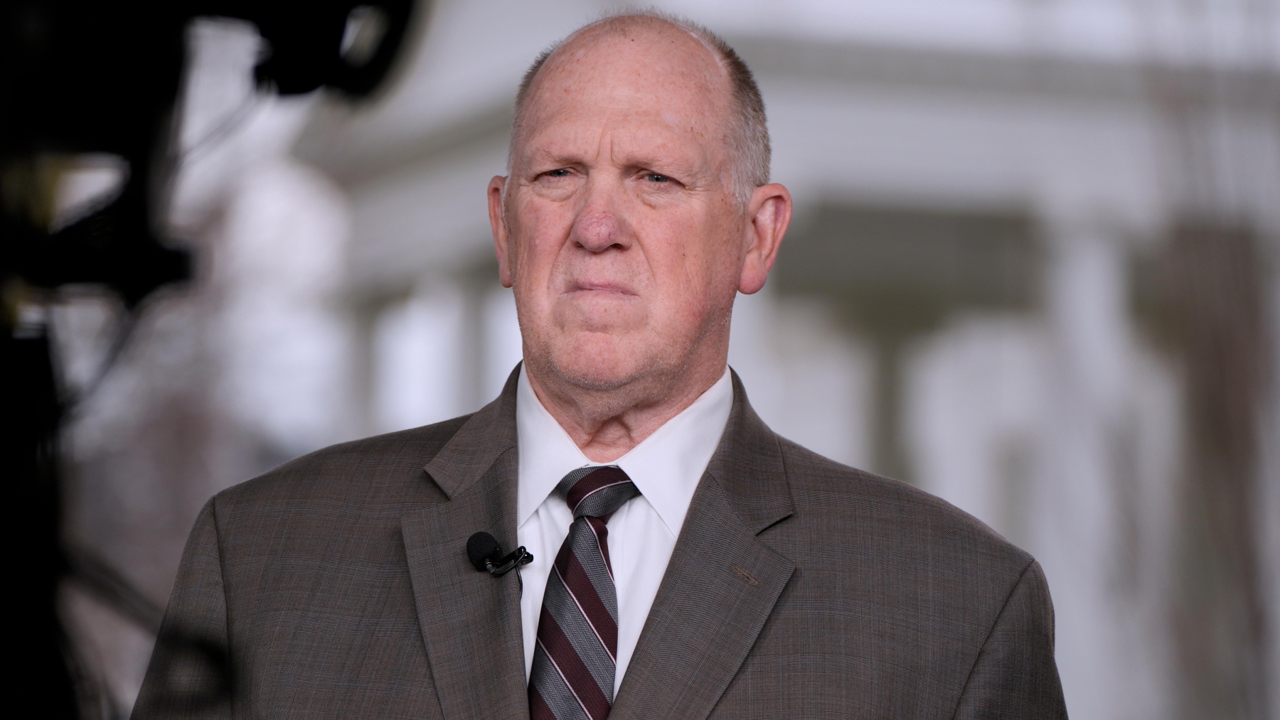 L’émissaire de Trump à Minneapolis annonce le retrait de 700 policiers de l’immigration