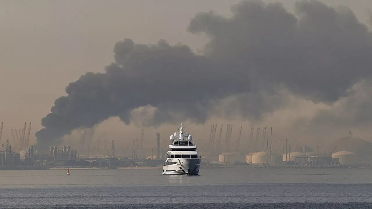 « Plus rien ne sera jamais comme avant » : l'eldorado économique perdu des pays du Golfe