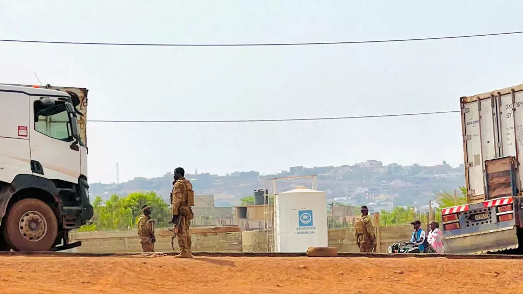 La France recommande à ses ressortissants de quitter le Mali "dès que possible"