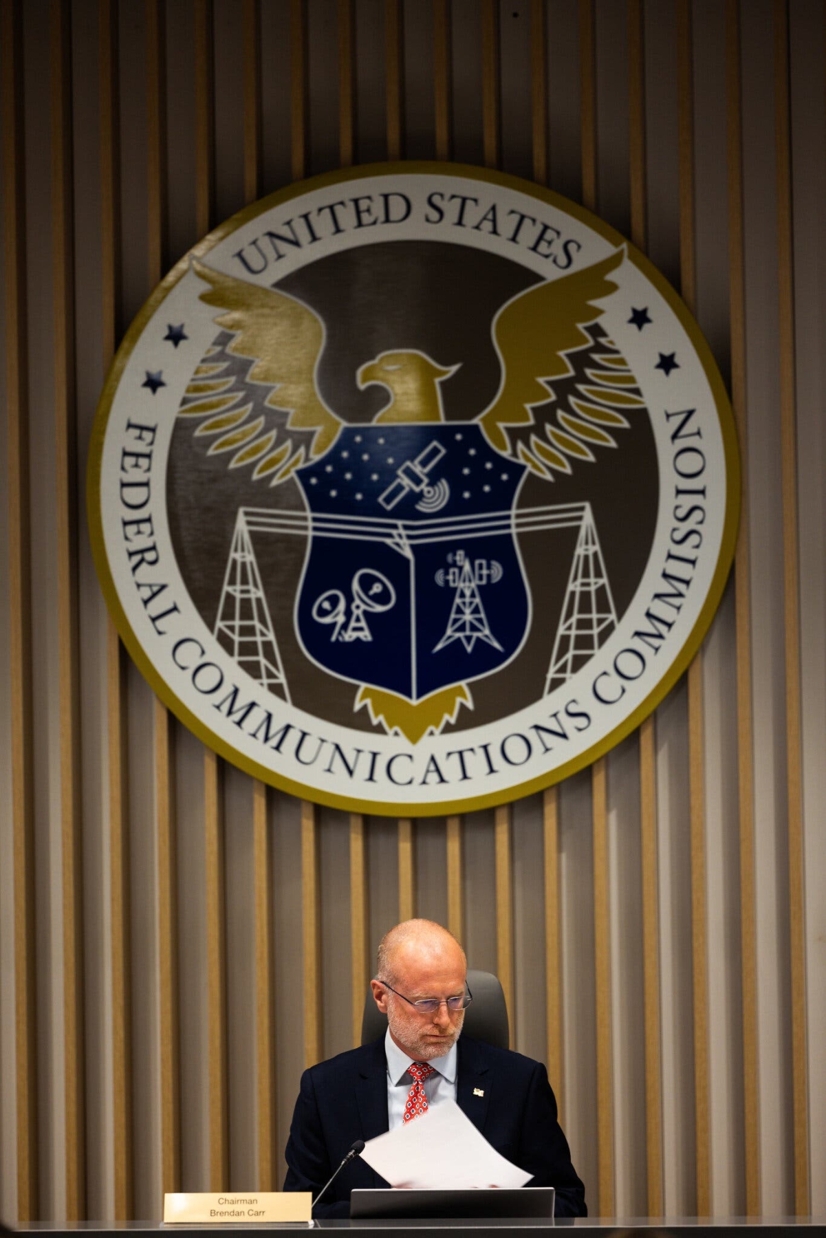 Supreme Court Reviews F.C.C.’s Enforcement Power Against Communications Companies