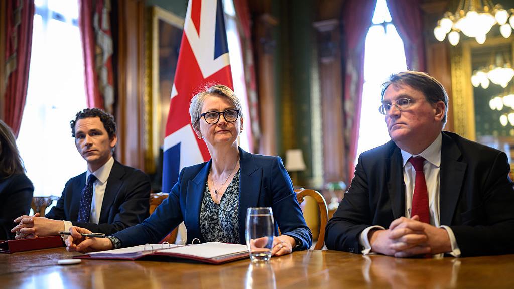 Yvette Cooper, ministre britannique des Affaires étrangères, a affirmé que ces pays envisagent des sanctions économiques et politiques contre l'Iran.  Photo : Getty Images / Leon Neal