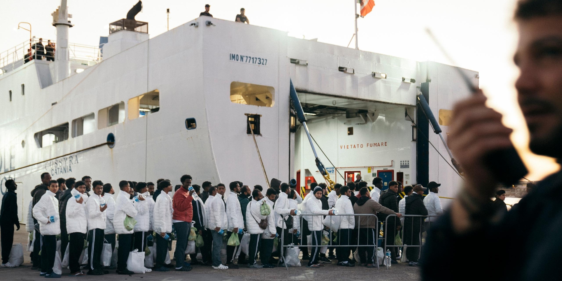 De la Libye à l’Europe, la logistique déshumanisante des migrants : « Tenir un centre de détention, c’est comme contrôler un puits de pétrole »