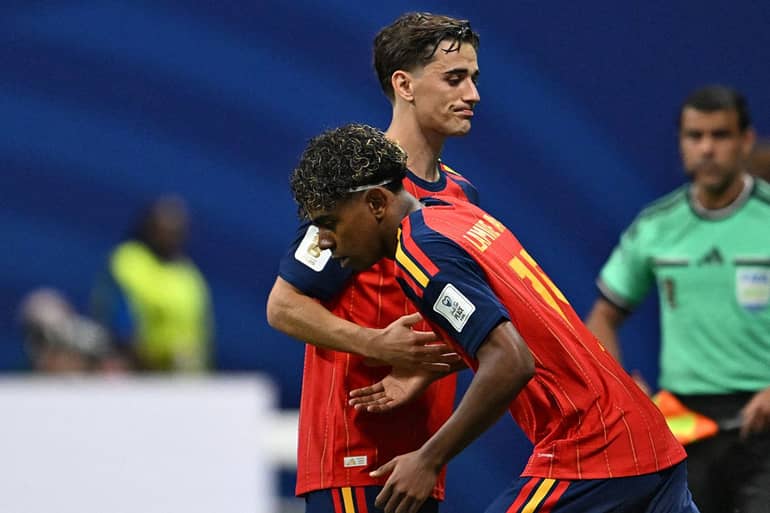 Portugal fans mixed on whether Ronaldo will help or hurt team’s World Cup chances