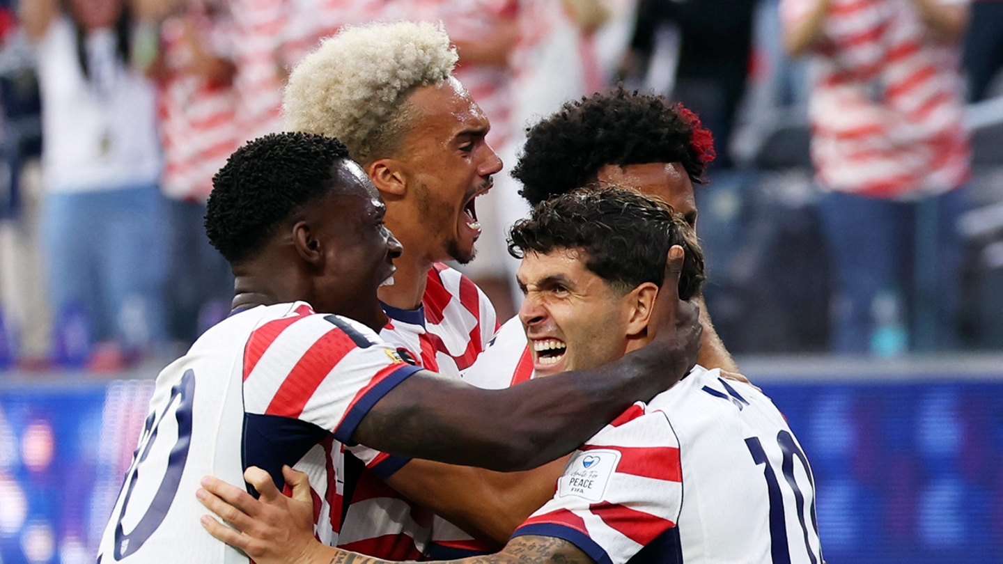 USMNT World Cup starts strong, Christian Pulisic sets up Team USA for a stunning first goal against Paraguay