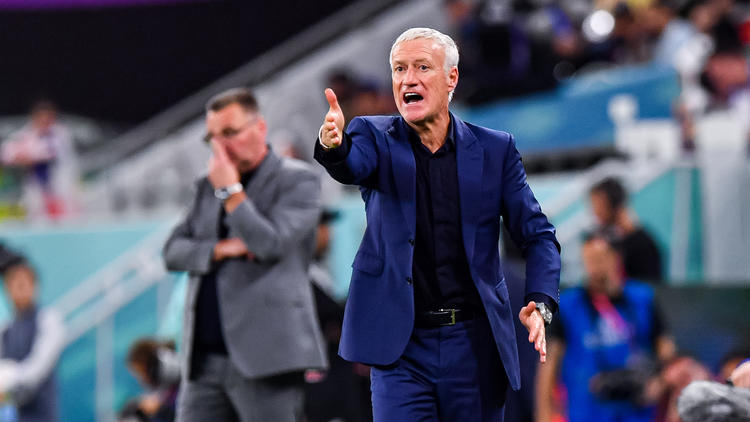 Comment expliquer que Didier Deschamps soit resté sélectionneur des Bleus si longtemps ?