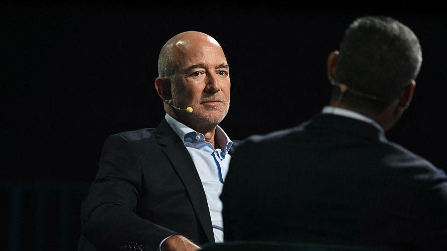 Jeff Bezos veut-il vraiment l’abolition de l’impôt de la classe moyenne?