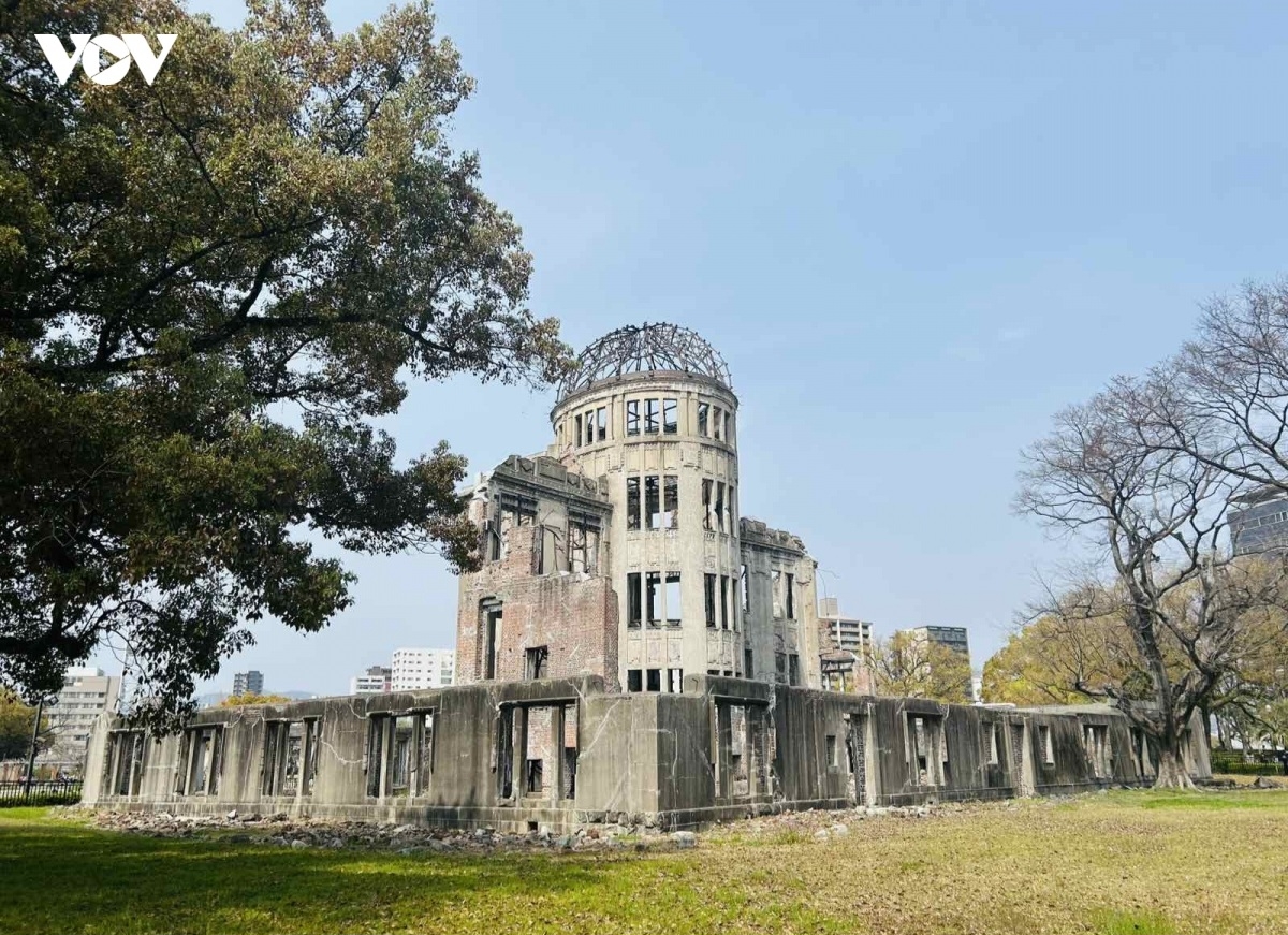 Japon : 81 ans après Hiroshima et Nagasaki, la question de la dissuasion nucléaire sur la table