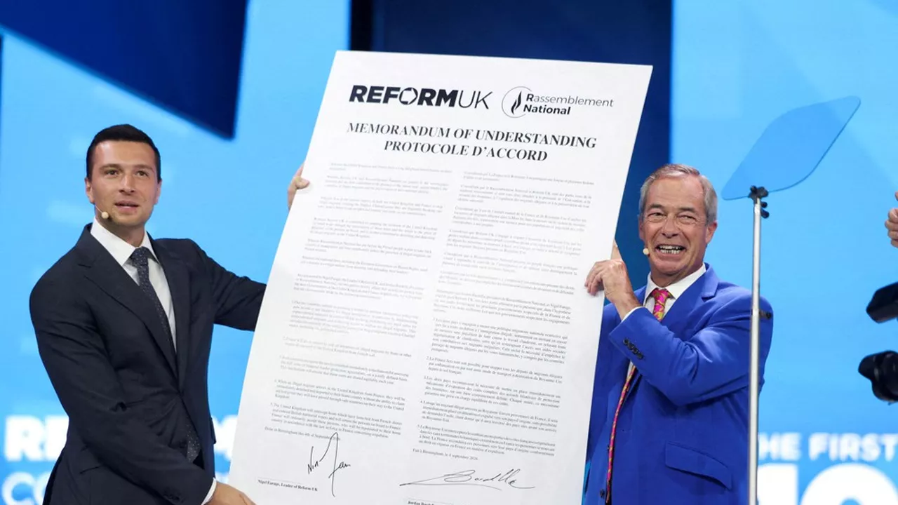 Jordan Bardella et le patron de Reform UK, Nigel Farage, ont noué un pacte sur l'immigration. (REUTERS)