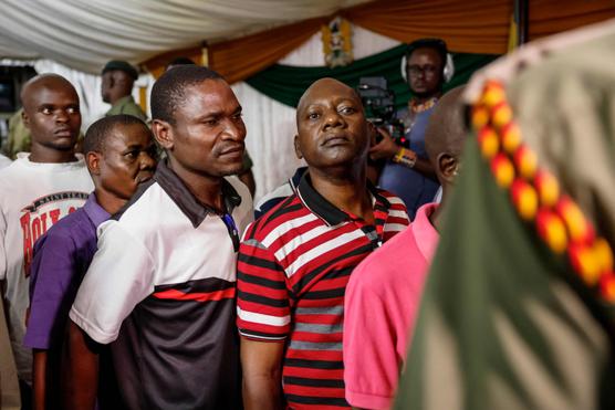 Se laisser mourir de faim pour « rencontrer Jésus » : au Kenya, le gourou Paul Mackenzie reconnu coupable du meutre de 190 enfants