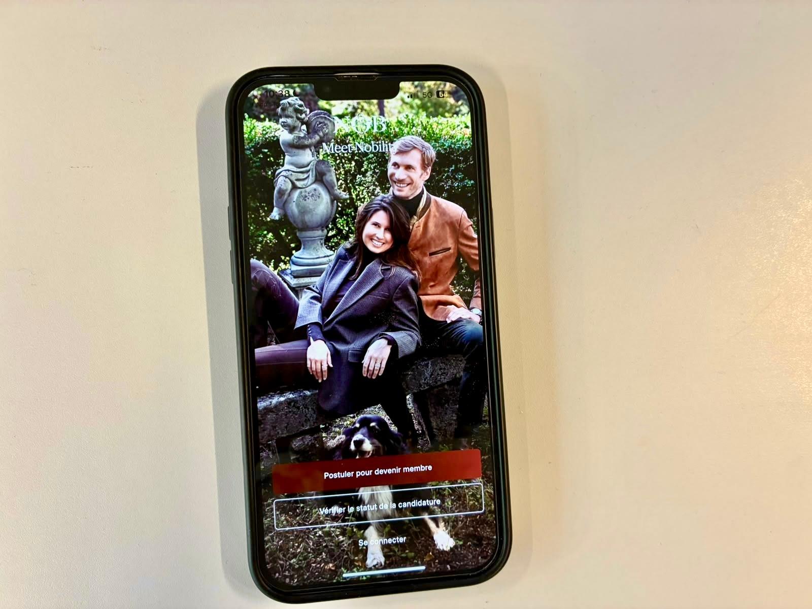 NOB, «l’anti-Tinder» qui entretient les fantasmes sur l’aristocratie